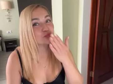 lunali_ from Chaturbate is Freechat