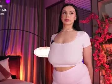 Try our girls live displays and explore the company of endless strippers, with beautiful physiques, vibrating toys and more.