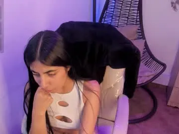 lunitaa18 — GOAL: Blowjob Sloppy [103 tokens remaining] Welcome to best boobs on cb! #latina #saliva #lovense #bigtits #18