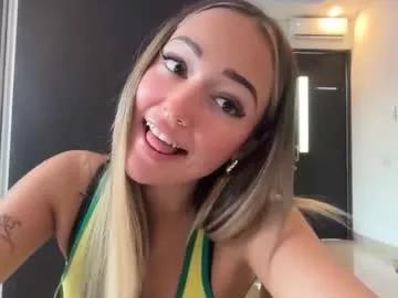 Photos of luvlivvyy from Chaturbate is Freechat