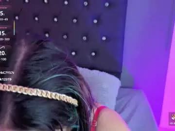 Try our girls live displays and explore the company of endless strippers, with beautiful physiques, vibrating toys and more.
