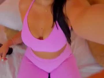 Try our girls live displays and explore the company of endless strippers, with beautiful physiques, vibrating toys and more.