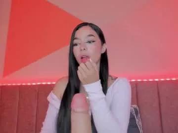 Try our girls live displays and explore the company of endless strippers, with beautiful physiques, vibrating toys and more.