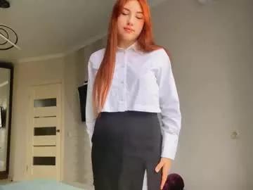 Try our girls live displays and explore the company of endless strippers, with beautiful physiques, vibrating toys and more.