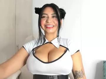 Try our girls live displays and explore the company of endless strippers, with beautiful physiques, vibrating toys and more.