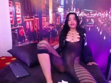 Try our girls live displays and explore the company of endless strippers, with beautiful physiques, vibrating toys and more.