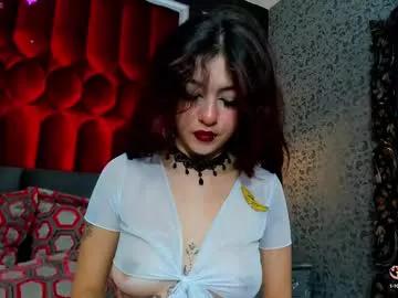 Try our girls live displays and explore the company of endless strippers, with beautiful physiques, vibrating toys and more.