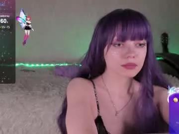 Try our girls live displays and explore the company of endless strippers, with beautiful physiques, vibrating toys and more.