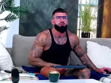 Try our girls live displays and explore the company of endless strippers, with beautiful physiques, vibrating toys and more.