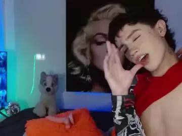Photos of maxiy_001 from Chaturbate is Freechat