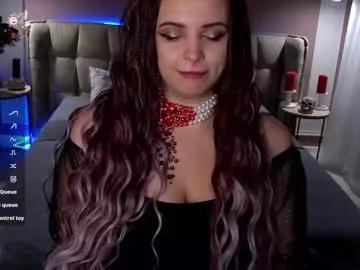 Try our girls live displays and explore the company of endless strippers, with beautiful physiques, vibrating toys and more.