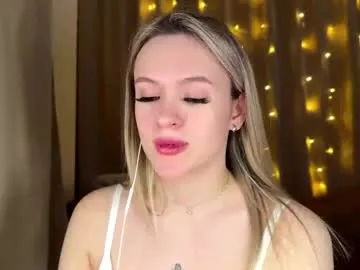 maybellejay — My nipples have been dry for a while soak it out of #18 #teen #new #blonde #tattoo it's my first day guys  [10 tokens remaining]