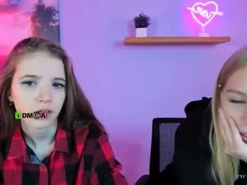 Try our girls live displays and explore the company of endless strippers, with beautiful physiques, vibrating toys and more.