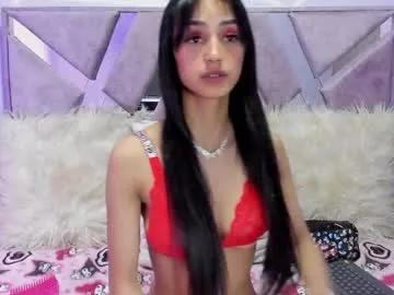 Try our girls live displays and explore the company of endless strippers, with beautiful physiques, vibrating toys and more.