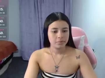 Try our girls live displays and explore the company of endless strippers, with beautiful physiques, vibrating toys and more.