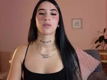 Try our girls live displays and explore the company of endless strippers, with beautiful physiques, vibrating toys and more.