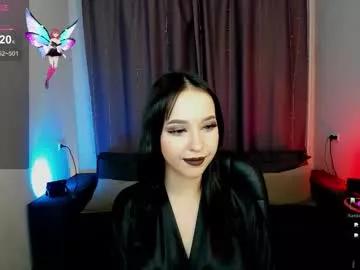 Try our girls live displays and explore the company of endless strippers, with beautiful physiques, vibrating toys and more.