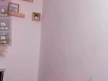 mia_pearlss from Chaturbate is Freechat
