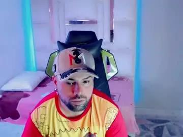 michael_twinkk from Chaturbate is Freechat