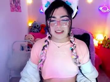 Try our girls live displays and explore the company of endless strippers, with beautiful physiques, vibrating toys and more.