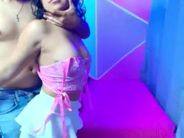 Try our girls live displays and explore the company of endless strippers, with beautiful physiques, vibrating toys and more.