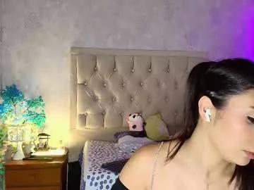 Try our girls live displays and explore the company of endless strippers, with beautiful physiques, vibrating toys and more.