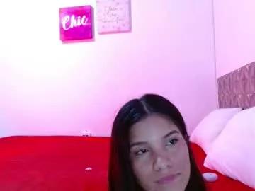 Try our girls live displays and explore the company of endless strippers, with beautiful physiques, vibrating toys and more.