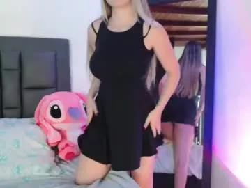 Try our girls live displays and explore the company of endless strippers, with beautiful physiques, vibrating toys and more.