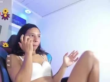 Try our girls live displays and explore the company of endless strippers, with beautiful physiques, vibrating toys and more.