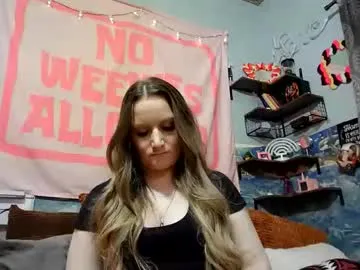 mistressluxxie91 — Freechat on Chaturbate