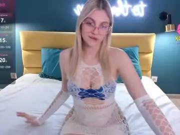 molly_sunnyx from Chaturbate is Freechat