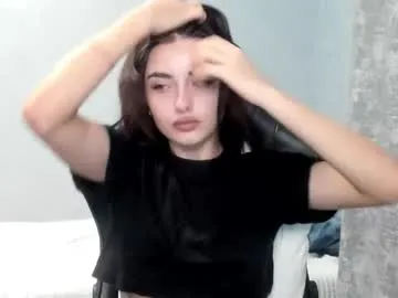 molly_ww — Good evening, come meet me.  OFF TOP. Let's talk, dance, or just spend time together #pvt #shy #new #18 #girlnextdoor #tits [1000 tokens left]