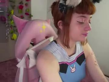 mollysb_05 from Chaturbate