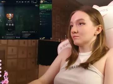 Try our girls live displays and explore the company of endless strippers, with beautiful physiques, vibrating toys and more.