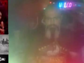 Try our girls live displays and explore the company of endless strippers, with beautiful physiques, vibrating toys and more.