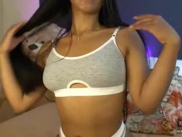 Try our girls live displays and explore the company of endless strippers, with beautiful physiques, vibrating toys and more.