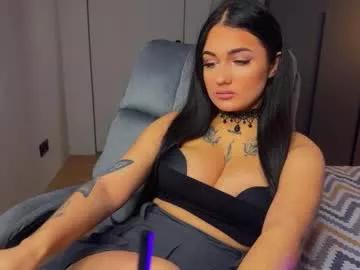 Try our girls live displays and explore the company of endless strippers, with beautiful physiques, vibrating toys and more.