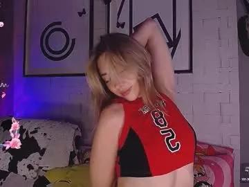 Try our girls live displays and explore the company of endless strippers, with beautiful physiques, vibrating toys and more.