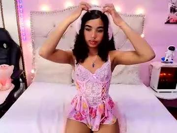 Try our girls live displays and explore the company of endless strippers, with beautiful physiques, vibrating toys and more.