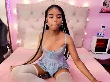 Try our girls live displays and explore the company of endless strippers, with beautiful physiques, vibrating toys and more.