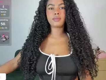 Try our girls live displays and explore the company of endless strippers, with beautiful physiques, vibrating toys and more.