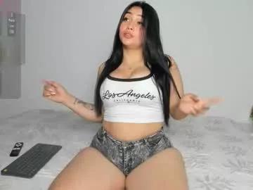 Try our girls live displays and explore the company of endless strippers, with beautiful physiques, vibrating toys and more.