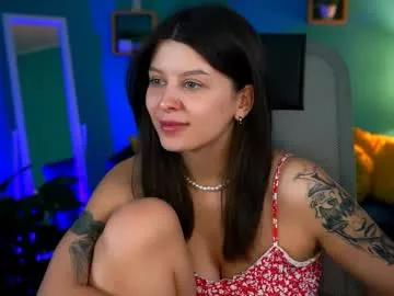 Try our girls live displays and explore the company of endless strippers, with beautiful physiques, vibrating toys and more.