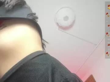 Try our girls live displays and explore the company of endless strippers, with beautiful physiques, vibrating toys and more.