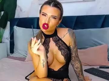 Try our girls live displays and explore the company of endless strippers, with beautiful physiques, vibrating toys and more.