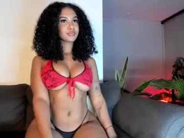 Try our girls live displays and explore the company of endless strippers, with beautiful physiques, vibrating toys and more.