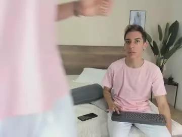 Try our girls live displays and explore the company of endless strippers, with beautiful physiques, vibrating toys and more.