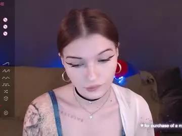 Try our girls live displays and explore the company of endless strippers, with beautiful physiques, vibrating toys and more.