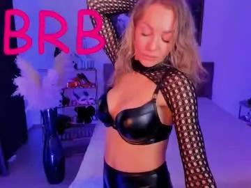 Try our girls live displays and explore the company of endless strippers, with beautiful physiques, vibrating toys and more.