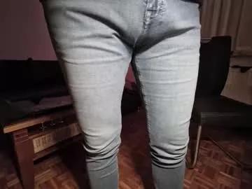 Try our girls live displays and explore the company of endless strippers, with beautiful physiques, vibrating toys and more.